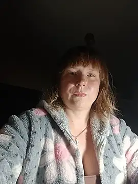 Snapshot of MikkiLove777 chatting on May 18, 2026, 9:42 pm MikkiLove777 online show from May 18, 2026, 9:42 pm