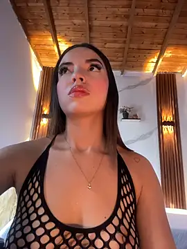 Snapshot of catalina_lafer chatting on May 29, 2026, 12:47 pm catalina lafer online show from May 29, 2026, 12:47 pm