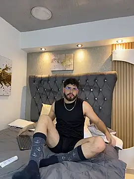 Snapshot of DomBoy_ chatting on May 13, 2026, 8:27 pm DomBoy online show from May 13, 2026, 8:27 pm