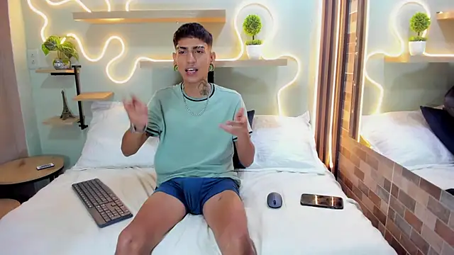 Alessandro Blake online show from July 18, 2026, 12:48 am