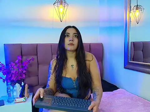 Liam Rochi online show from May 25, 2026, 12:33 pm