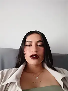Snapshot of Sky__19 chatting on May 16, 2026, 7:23 pm Sky 19 online show from May 16, 2026, 7:23 pm