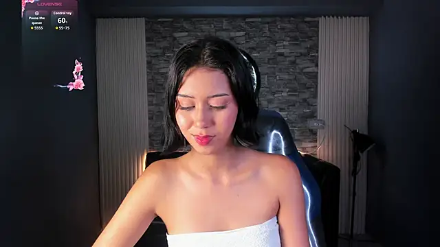 Snapshot of gemma_19_ chatting on May 27, 2026, 4:20 am gemma 19 online show from May 27, 2026, 4:20 am