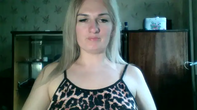 MartaHaze online show from May 11, 2026, 9:59 am
