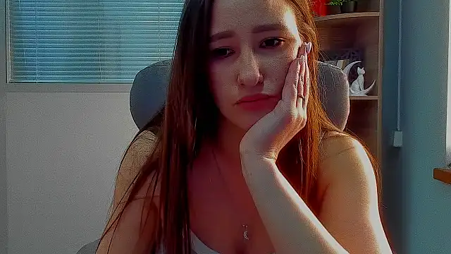 Snapshot of Olimia chatting on May 1, 2026, 9:14 am Olimia online show from May 1, 2026, 9:14 am