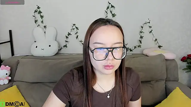 Snapshot of Eva_Cutties chatting on May 19, 2026, 9:26 am Eva Cutties online show from May 19, 2026, 9:26 am