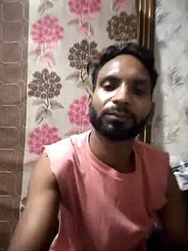 Akki-101 online show from July 13, 2026, 4:43 pm