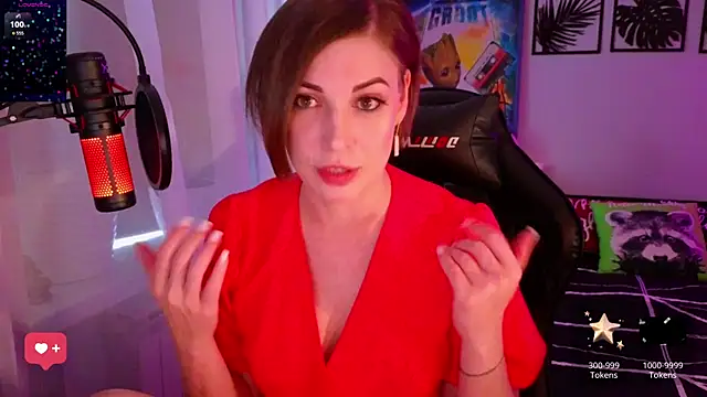 LadyLLS online show from June 20, 2026, 3:48 pm