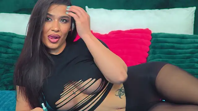 MyaMuuse online show from June 3, 2026, 8:03 pm