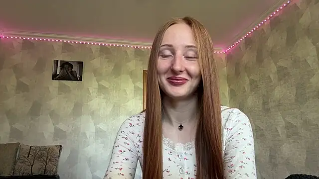Snapshot of SofiaSelen chatting on May 9, 2026, 10:20 am SofiaSelen online show from May 9, 2026, 10:20 am