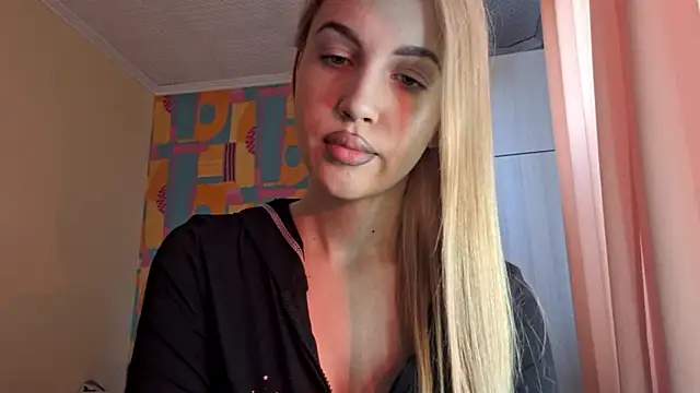 Katrinethequeen online show from June 24, 2026, 3:22 pm