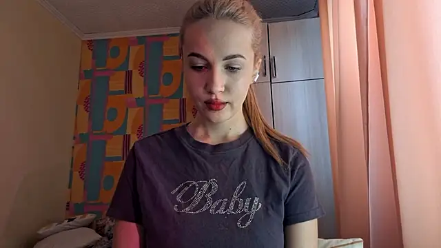 Katrinethequeen online show from June 28, 2026, 3:07 pm