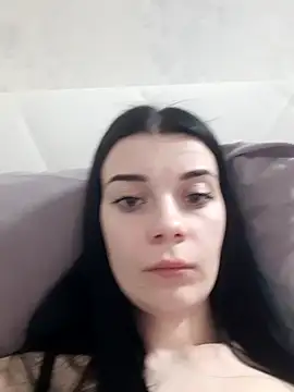 LunaAdika777 online show from May 7, 2026, 10:59 pm