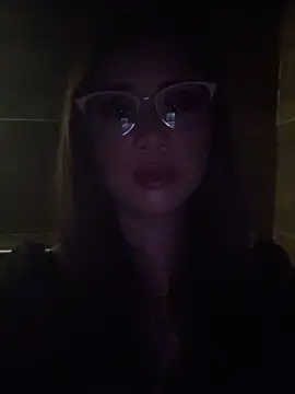 kittycat4810 online show from May 29, 2026, 4:32 am