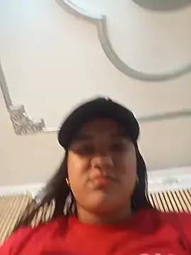 NATY BUSTOS online show from May 22, 2026, 1:35 am
