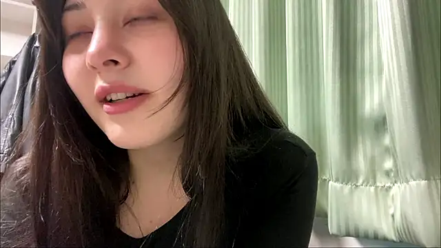 Sonata Asky online show from May 15, 2026, 10:50 pm