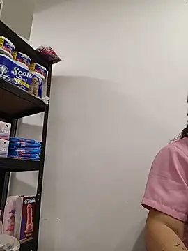 SAMANTHA--02 online show from June 1, 2026, 12:40 pm