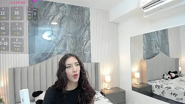 Snapshot of Irelia_1 chatting on May 12, 2026, 7:33 pm Irelia 1 online show from May 12, 2026, 7:33 pm