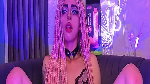 Snapshot of Pinky_doll777 chatting on May 8, 2026, 8:47 pm Pinky doll777 online show from May 8, 2026, 8:47 pm