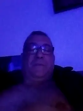 Snapshot of Soloyan chatting on December 24, 2024, 6:44 am Soloyan online show from December 24, 2024, 6:44 am