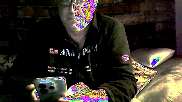 Snapshot of Soloyan chatting on December 18, 2025, 7:03 am Soloyan online show from December 18, 2025, 7:03 am