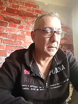 Snapshot of Soloyan chatting on January 9, 2026, 8:50 am Soloyan online show from January 9, 2026, 8:50 am