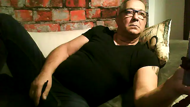 Snapshot of Soloyan chatting on February 6, 2026, 6:29 am Soloyan online show from February 6, 2026, 6:29 am