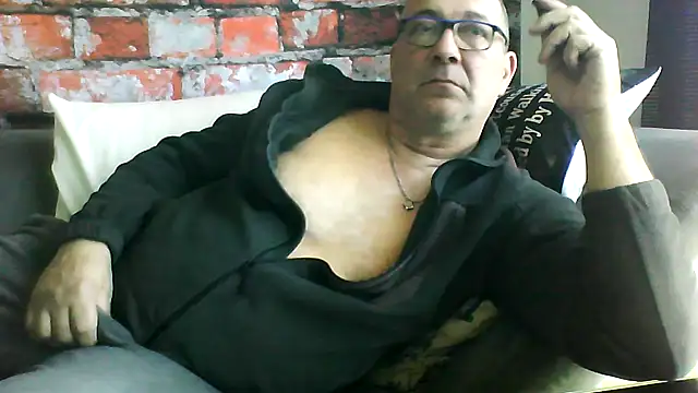 Snapshot of Soloyan chatting on February 22, 2026, 1:42 pm Soloyan online show from February 22, 2026, 1:42 pm