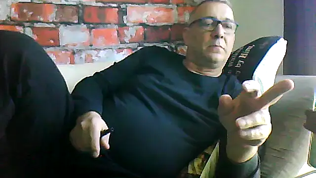 Snapshot of Soloyan chatting on February 24, 2026, 1:42 pm Soloyan online show from February 24, 2026, 1:42 pm