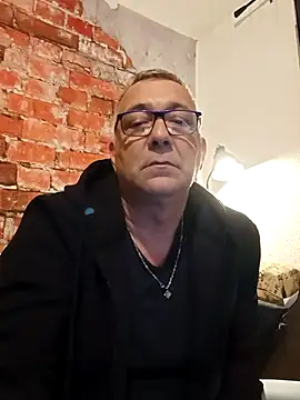 Snapshot of Soloyan chatting on March 6, 2026, 8:49 pm Soloyan online show from March 6, 2026, 8:49 pm