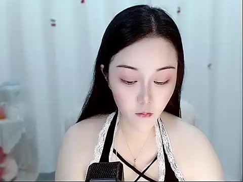 Amy-cnbaby online show from May 14, 2026, 1:23 am