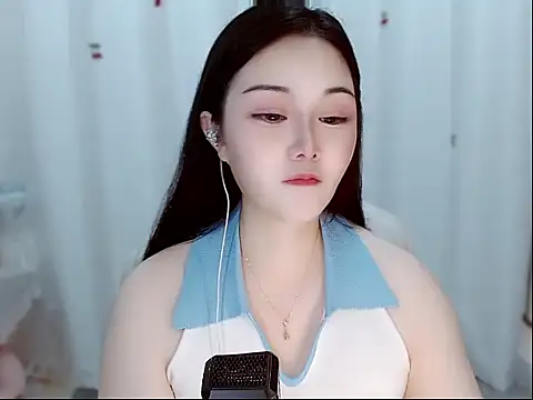 Amy-cnbaby online show from May 21, 2026, 1:34 am