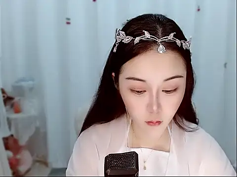 Amy-cnbaby online show from May 26, 2026, 1:34 am