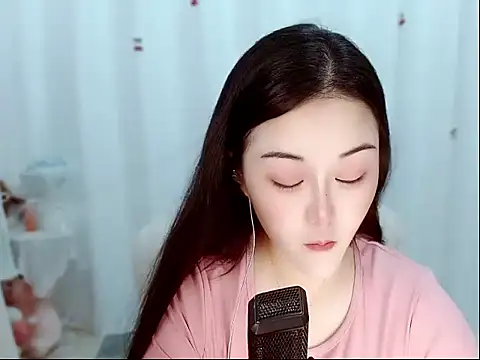 Amy-cnbaby online show from May 27, 2026, 1:57 am