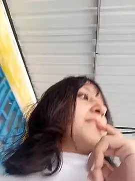 Snapshot of Magie_rouse chatting on May 11, 2026, 8:06 pm Magie rouse online show from May 11, 2026, 8:06 pm