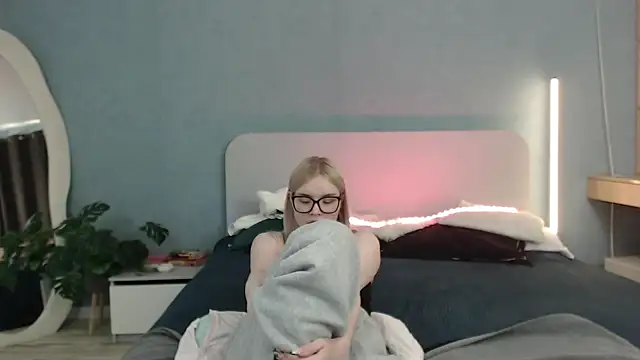 Angel Share online show from May 31, 2026, 2:42 am