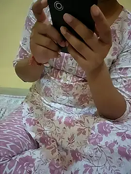 Seema yadav01 online show from May 10, 2026, 5:23 am