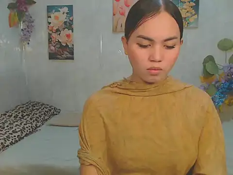 Snapshot of ur_asiankat chatting on May 9, 2026, 9:53 pm ur asiankat online show from May 9, 2026, 9:53 pm