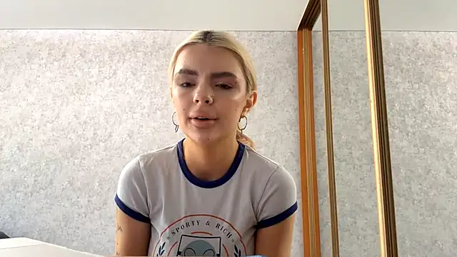 Britney Calverhends online show from May 8, 2026, 9:14 am