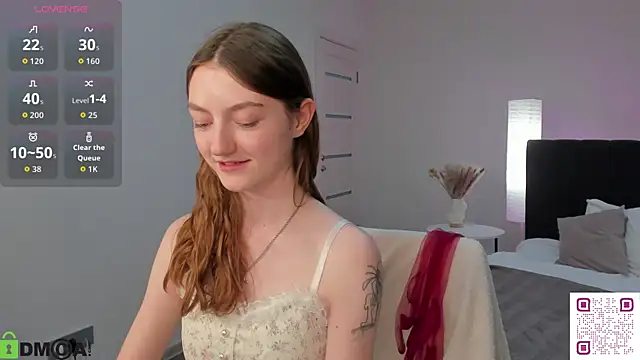 Snapshot of Valenora1 chatting on May 19, 2026, 11:16 am Valenora1 online show from May 19, 2026, 11:16 am