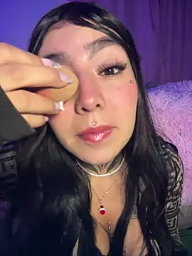 Snapshot of shanell_bdsm chatting on May 8, 2026, 6:30 am shanell bdsm online show from May 8, 2026, 6:30 am