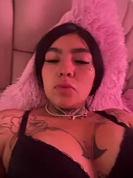 Snapshot of shanell_bdsm chatting on May 13, 2026, 2:58 pm shanell bdsm online show from May 13, 2026, 2:58 pm