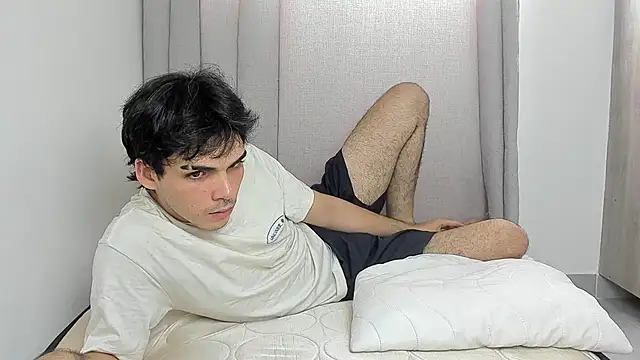 Snapshot of VelvetEsteven chatting on May 25, 2026, 4:57 pm VelvetEsteven online show from May 25, 2026, 4:57 pm