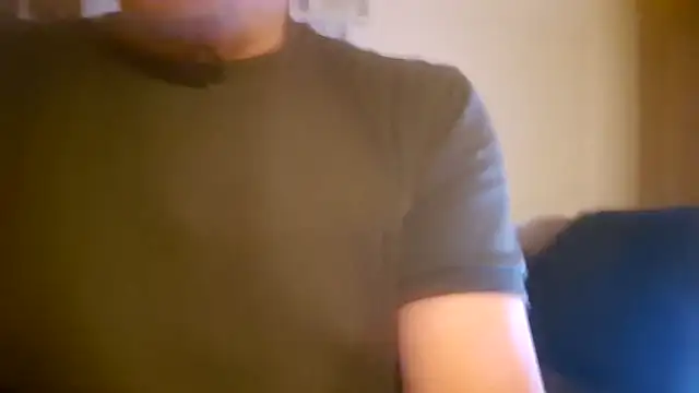 Kingclit1998 online show from May 17, 2026, 11:45 pm