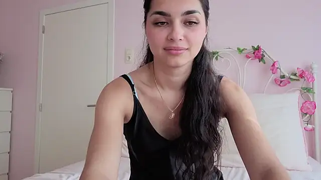 yourbella37 online show from July 5, 2026, 4:47 pm