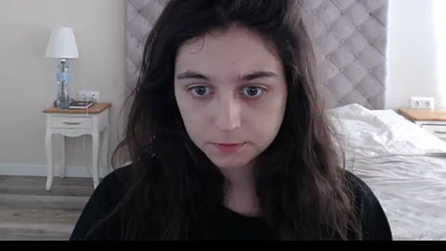 Snapshot of cute_lilia chatting on June 1, 2026, 8:05 am cute lilia online show from June 1, 2026, 8:05 am
