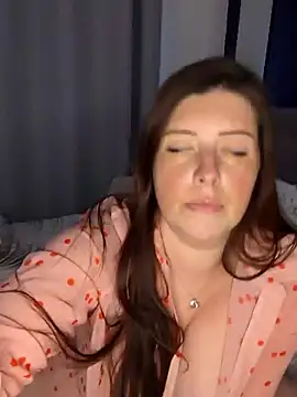 Snapshot of SweetLaurenXX chatting on May 15, 2026, 6:59 pm SweetLaurenXX online show from May 15, 2026, 6:59 pm