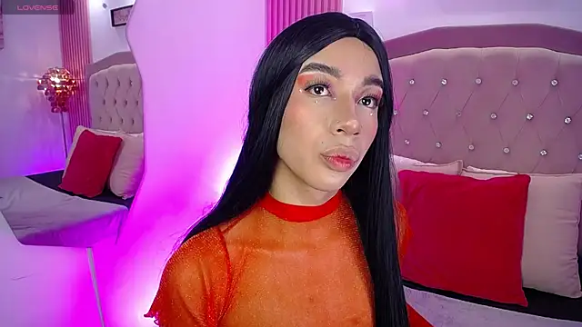 Snapshot of Khloe_Dangel chatting on May 6, 2026, 4:19 am Khloe Dangel online show from May 6, 2026, 4:19 am
