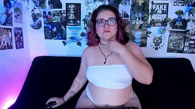 helleen21 online show from July 19, 2026, 7:23 am