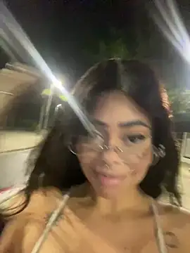 Snapshot of Anna_Brucy chatting on May 5, 2026, 2:30 am Anna Brucy online show from May 5, 2026, 2:30 am